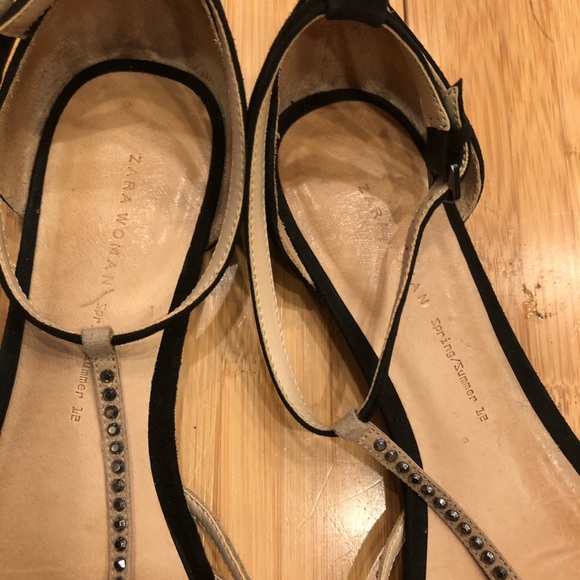 ZARA Spring / Summer Studded Flat Sandals - Picture 4 of 7